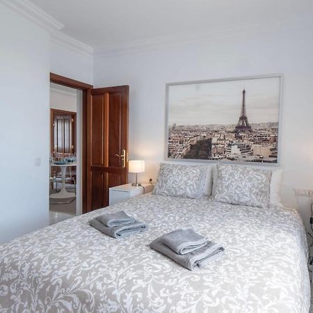 Comfortable And Modern Apartment Next To The Avenida Central In Tias Exterior photo
